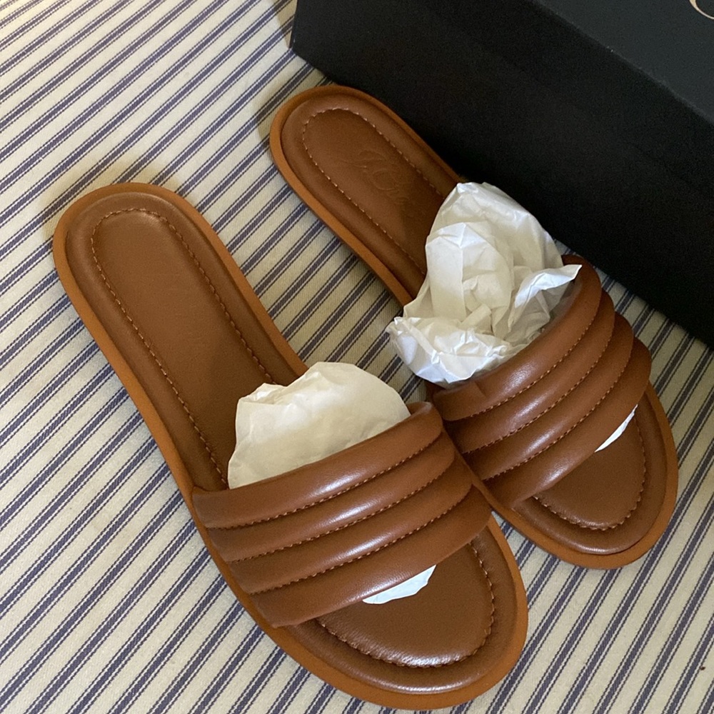 NWT J.Crew Vegan Leather Braided Strap Sandle - Size 6 - Picture 2 of 4